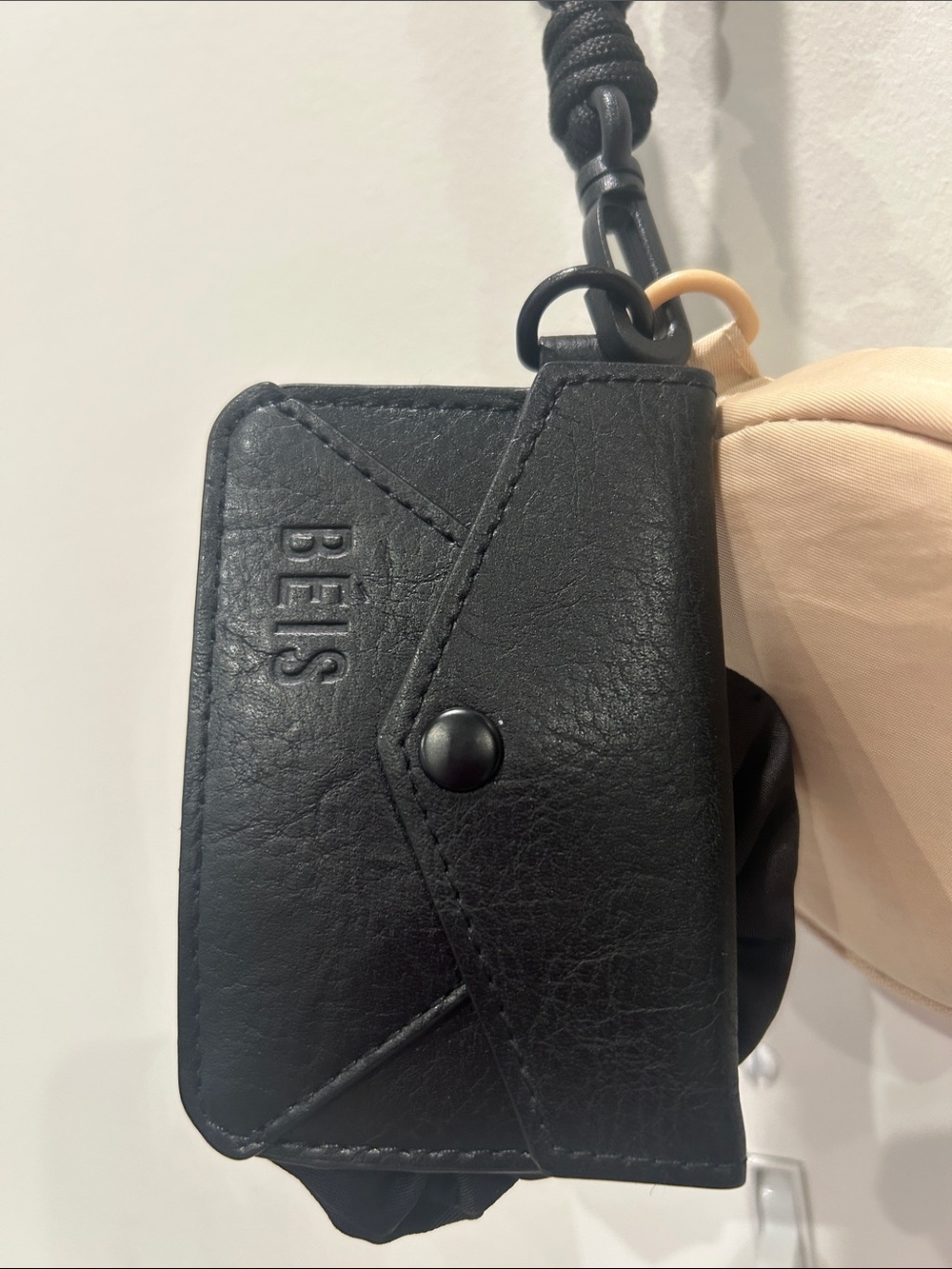 NEW Beis wristlet wallet and pouch - Picture 6 of 7